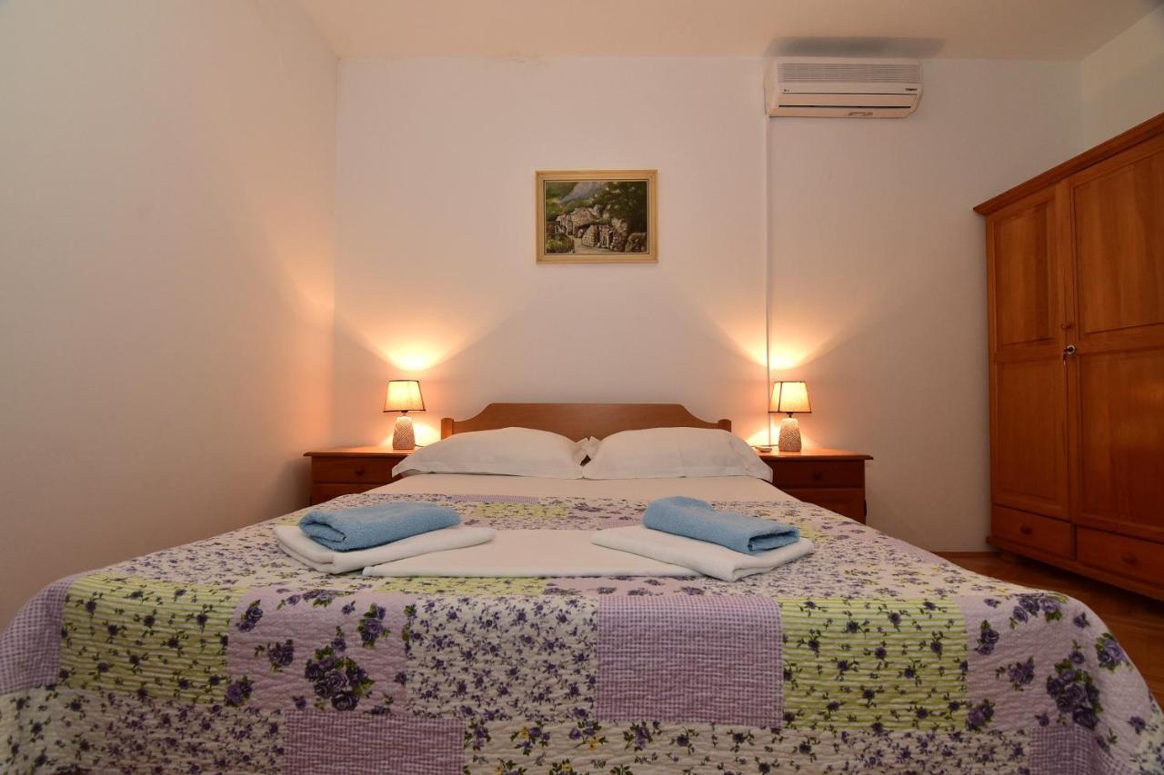 Apartments Dobrinic 马卡尔斯卡 外观 照片
