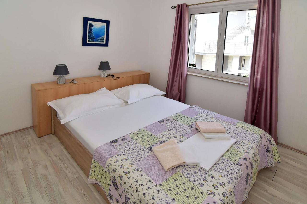Apartments Dobrinic 马卡尔斯卡 外观 照片