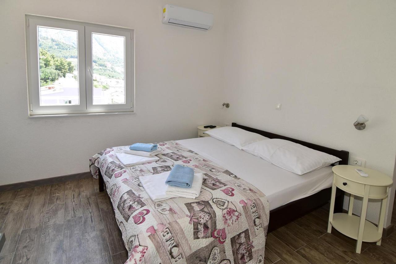 Apartments Dobrinic 马卡尔斯卡 外观 照片
